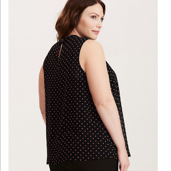 ❌SOLD❌ POLKA DOT RUFFLED FRONT CHIFFON TANK TOP - Picture 3 of 6